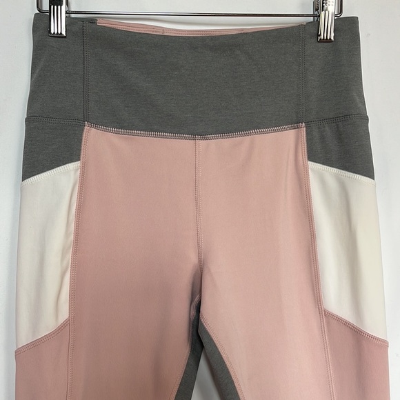 KATE SPADE Limited Edition Colorblock Pink, White, Gray Crop Capris Leggings M - Picture 3 of 9